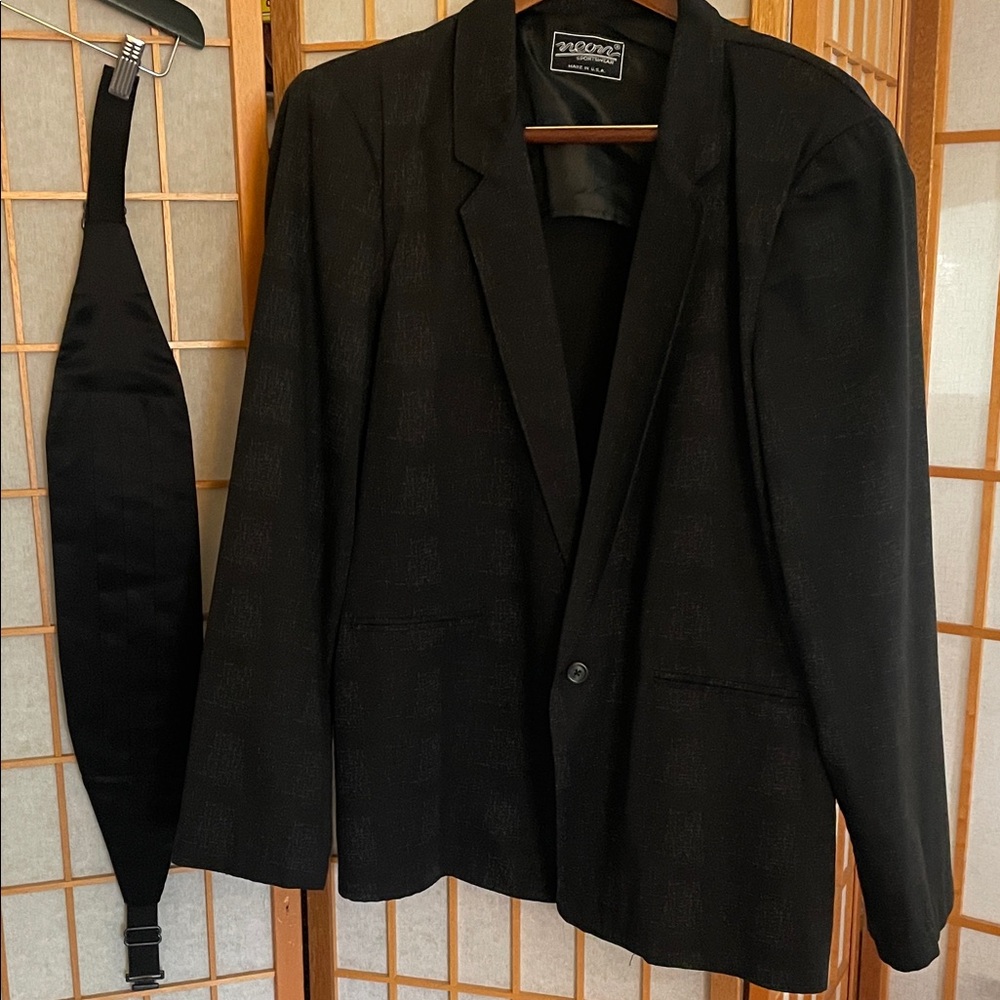 Men's Blazer and Cummerbund